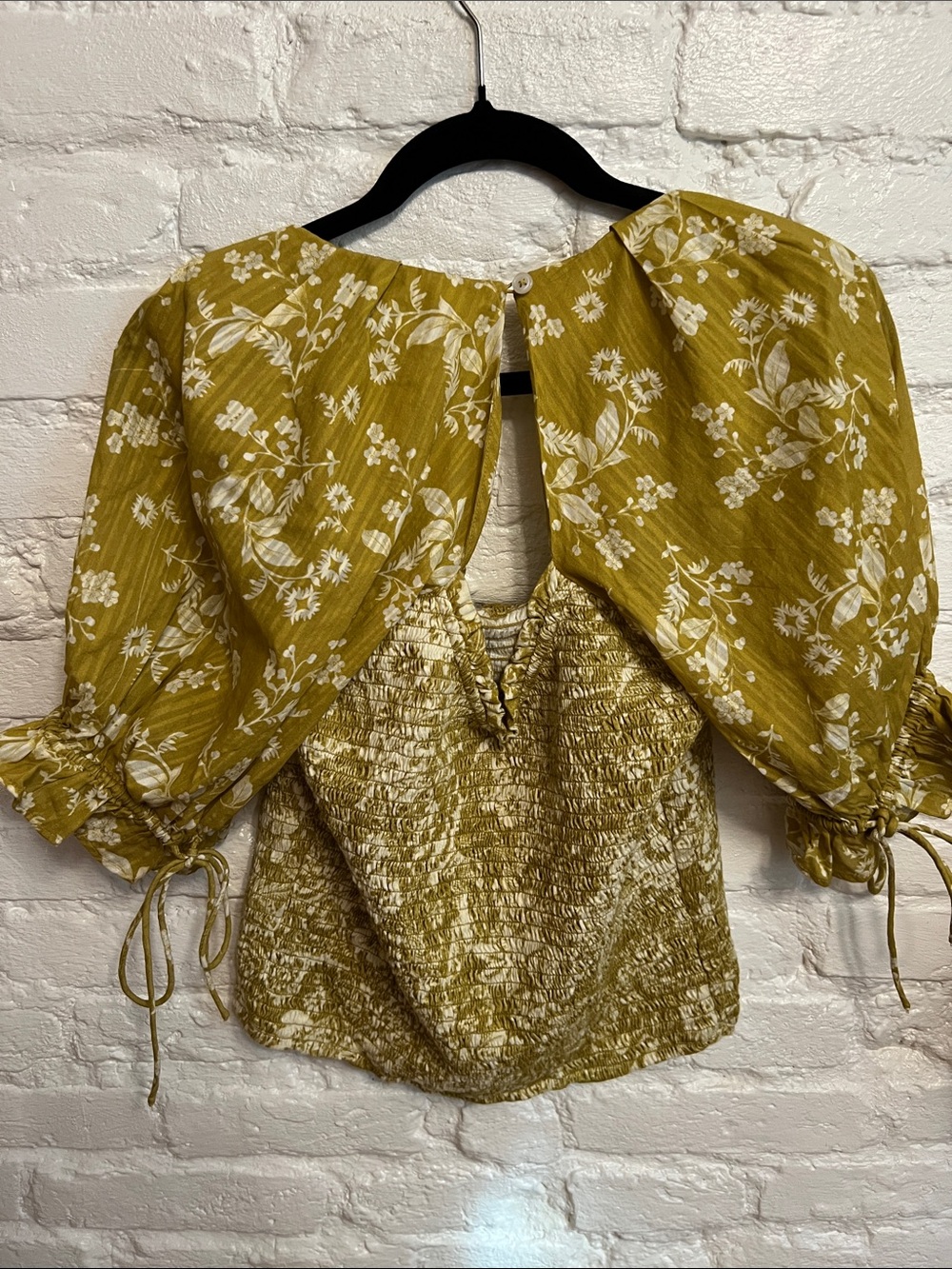 Anthropologie Mustard Floral Smocked Puff Sleeve Top - Picture 7 of 12